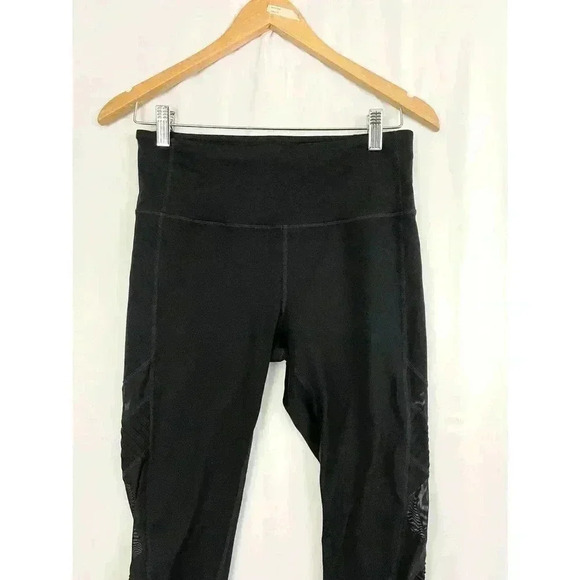 Athleta Black Leggings MEDIUM Mesh Women's Workout Activewear Low Rise Capri - Picture 11 of 13